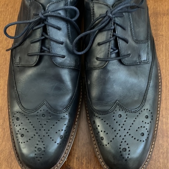 Ecco Biarritz Brogue Derby Shoes - Picture 14 of 14